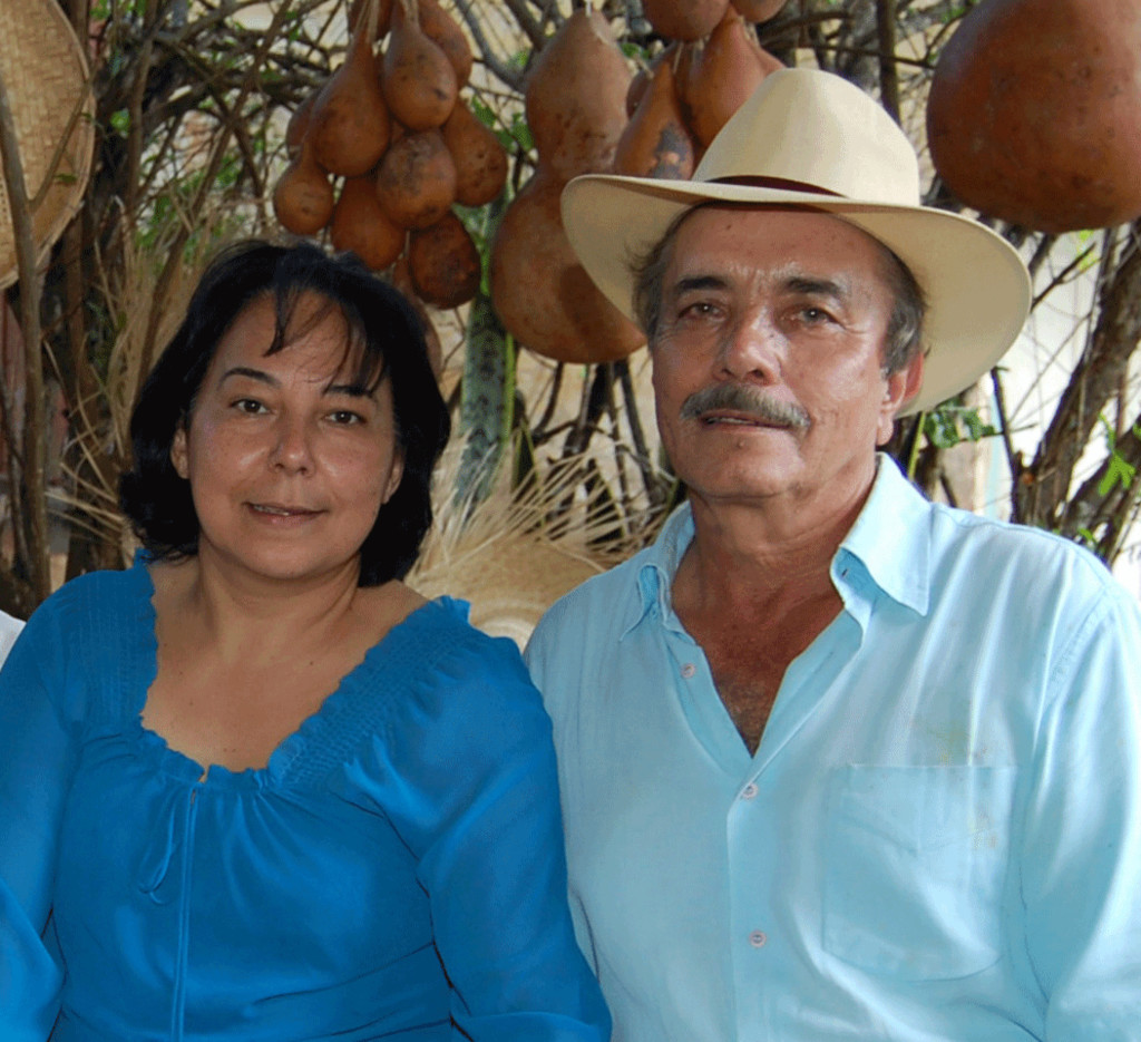 Arlete Martins, aniversariante do dia 24, ao lado de Amilcar Rodrigues da Cunha