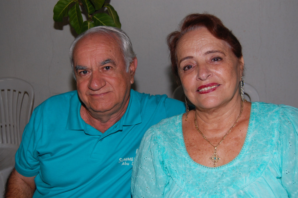 Edna Montes Monteiro, aniversariante do dia 23, e o marido Osmundo