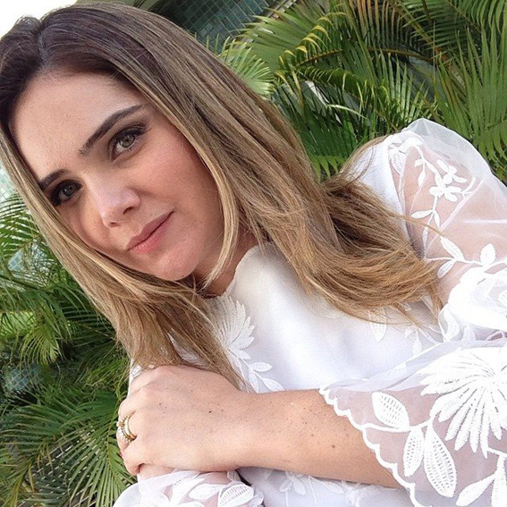 Em tempo festejos para a querida e linda empresária Regina Oliveira Bosi pela troca de idade que aconteceu na segunda-feira, 20. Vida longa!