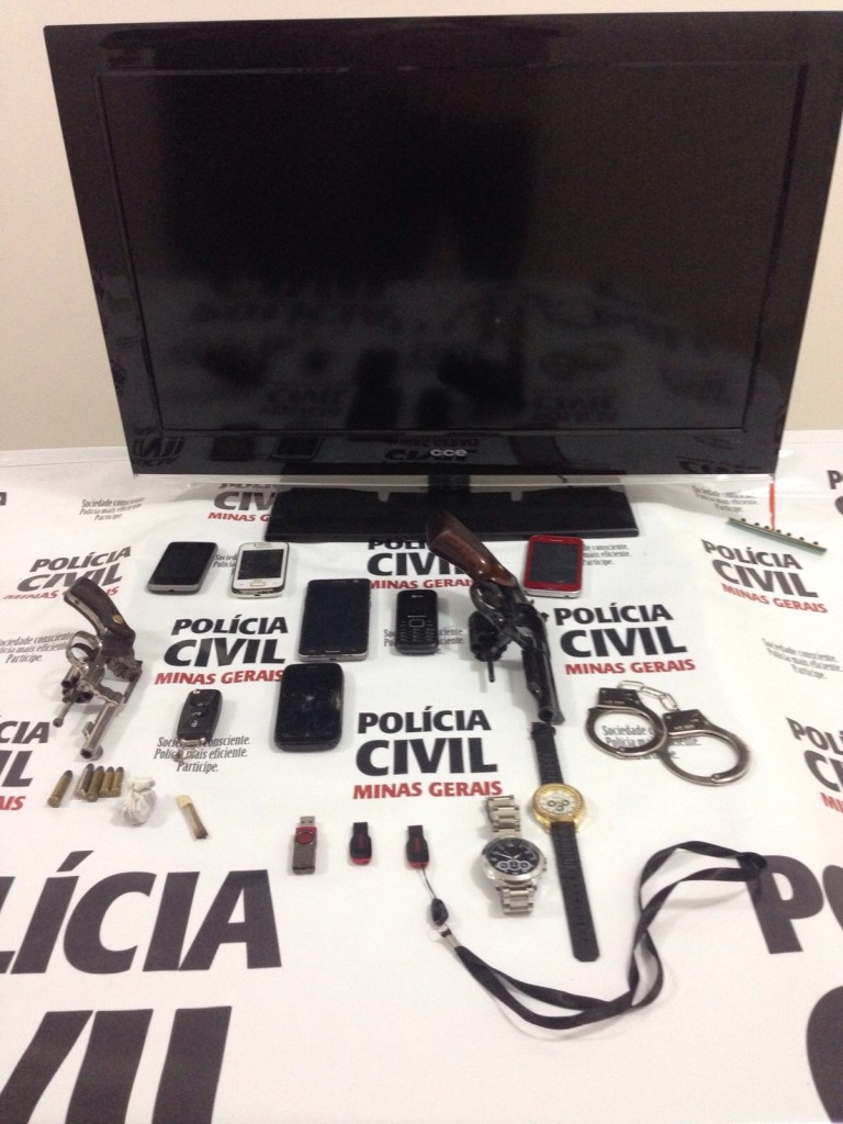 PC ficou de mandar no meu zap... chegando, repasso-as