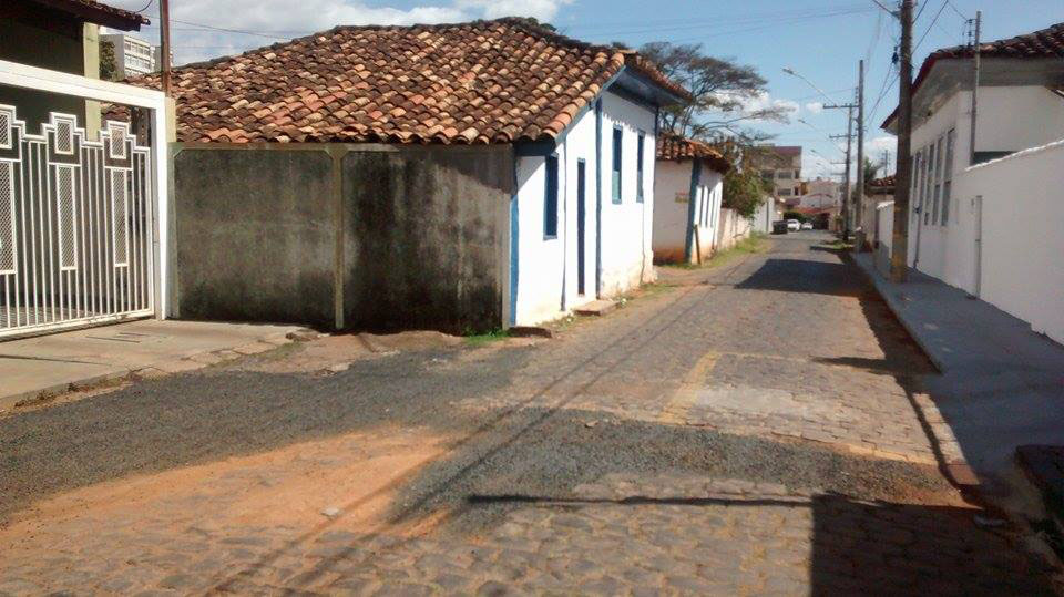 Casas da rua fazem parte do patrimônio histórico do município