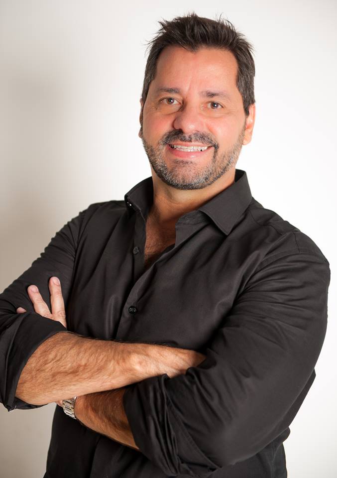 O arquiteto e apresentador de TV, Roberto Reis.
