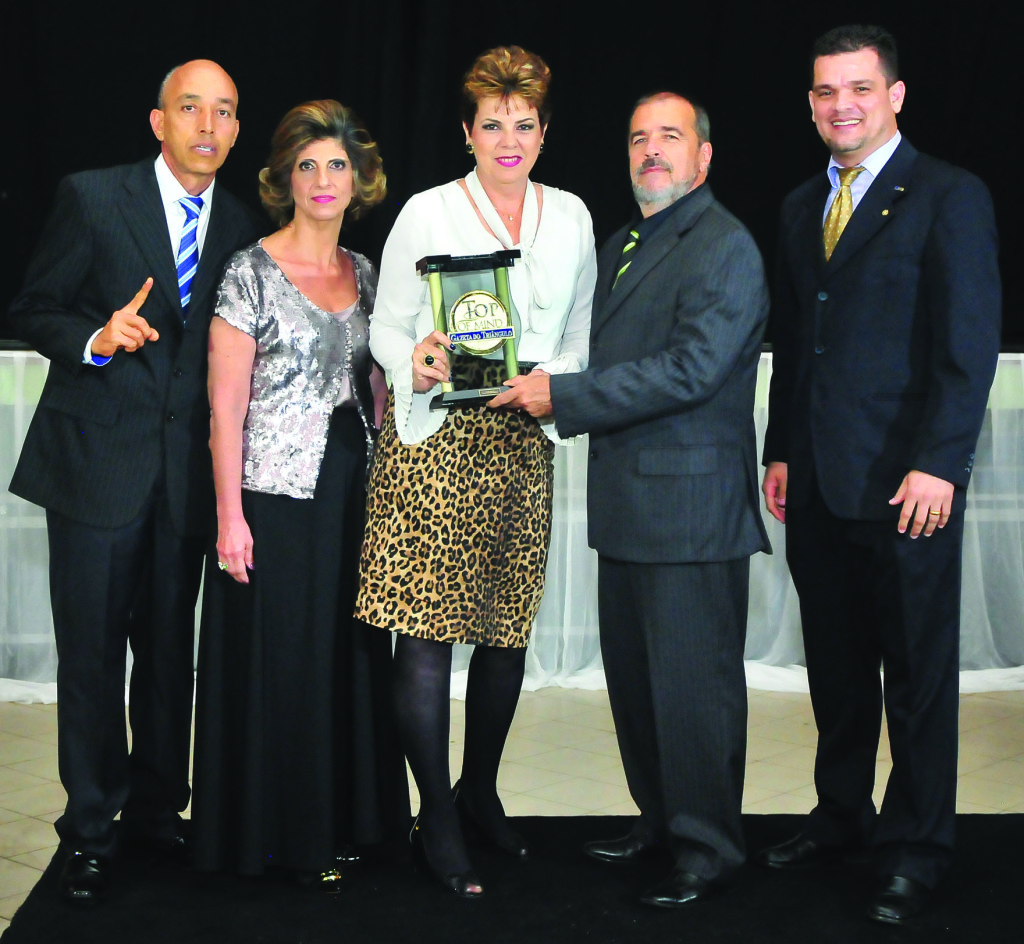 Curso Pré-Vestibular: Colégio Objetivo