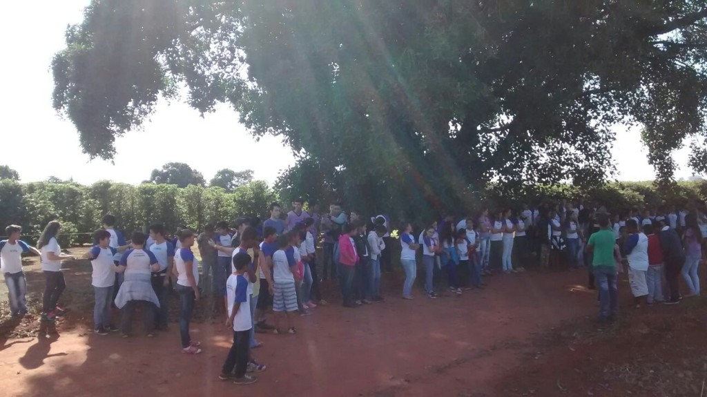 Estudantes compartilharam experiências vivenciadas com a queimada próxima à escola