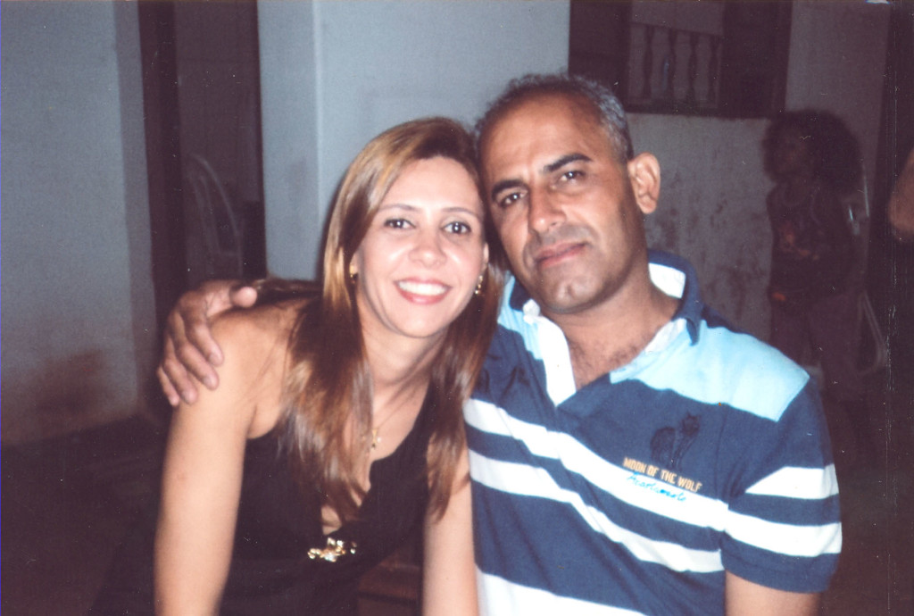 Adriano Marcelo de Oliveira aniversariante do 1º ao lado da esposa Michele de Sena Oliveira 