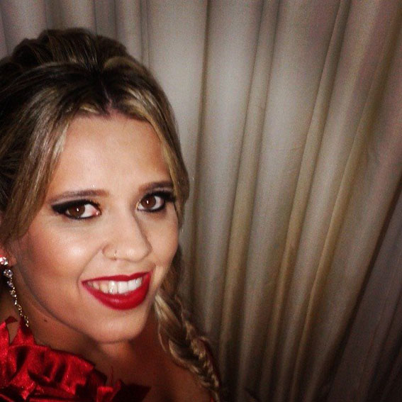 Priscila Cury (23/10)