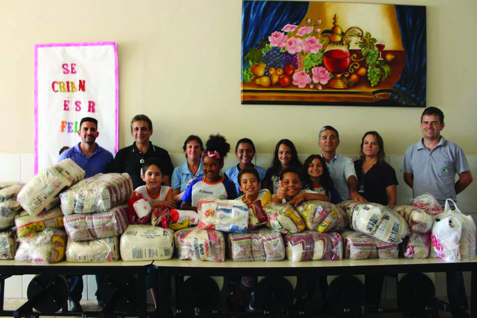 O Lar das Crianças recebeu pouco mais de meia tonelada de alimentos 