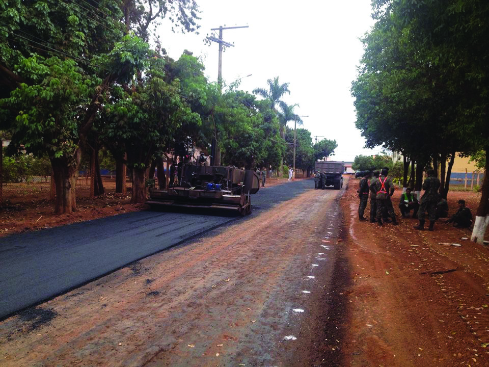 Ruas do Distrito Industrial são recuperadas através do trabalho do 2º Batalhão Ferroviário