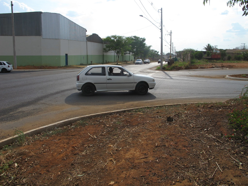 Cruzamento da avenida Brasil com a rodovia MG-223 é tema de requerimento apresentado na Câmara