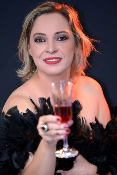 Cláudia Mara Fagundes Rocha (26/11) 