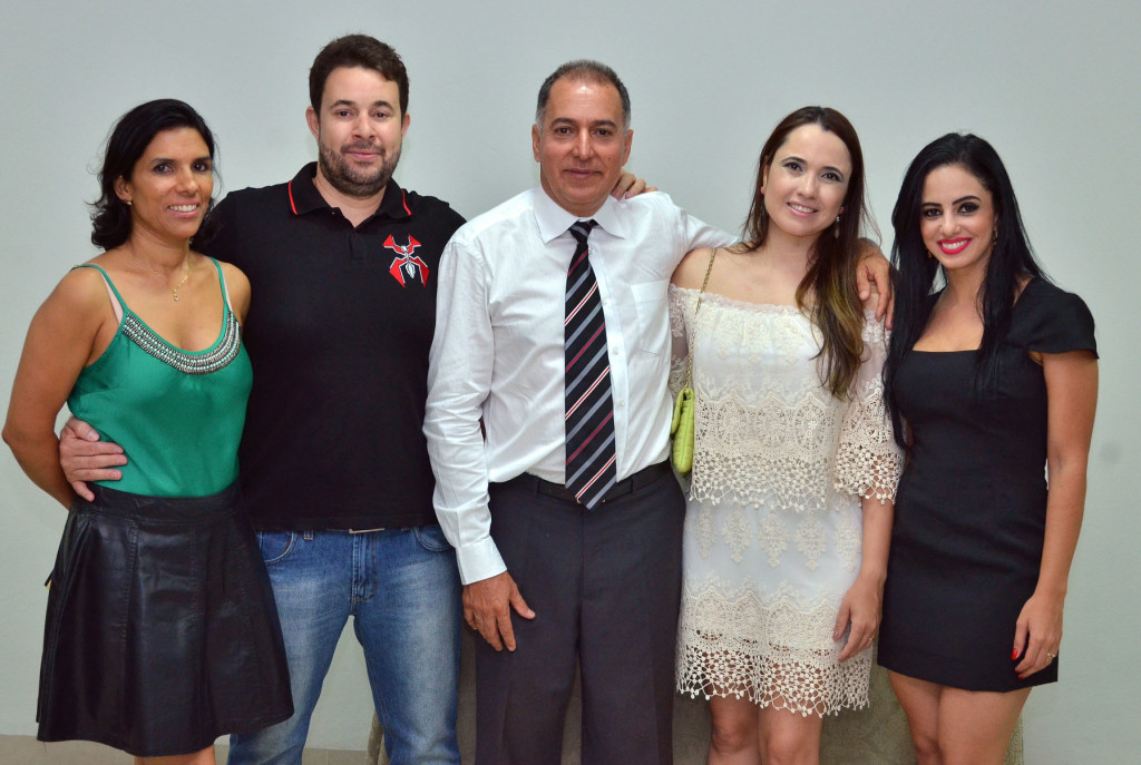 Empresário de Uberlandia Marcelo com sua esposa Wilma, Dr. José Roberto, Jânica e a advogada, Dra. Débora