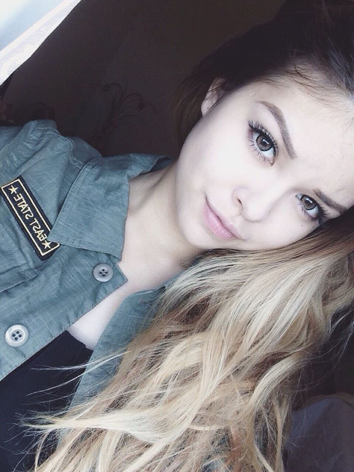 Quem também festeja mais um ano de vida hoje é a japa girl Aimi Ono #Parabéns