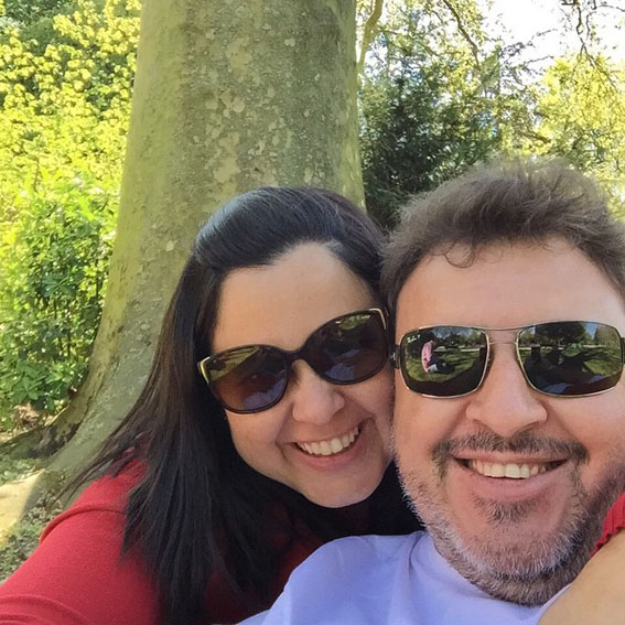 No sábado, 7, a queridíssima socialite Renata Rios canta parabéns ao lado do maridão Alexandre Campos. O meu abraço carinhoso acompanhado dos votos de longos anos de vida com amor, sabedoria, saúde, luz e paz!