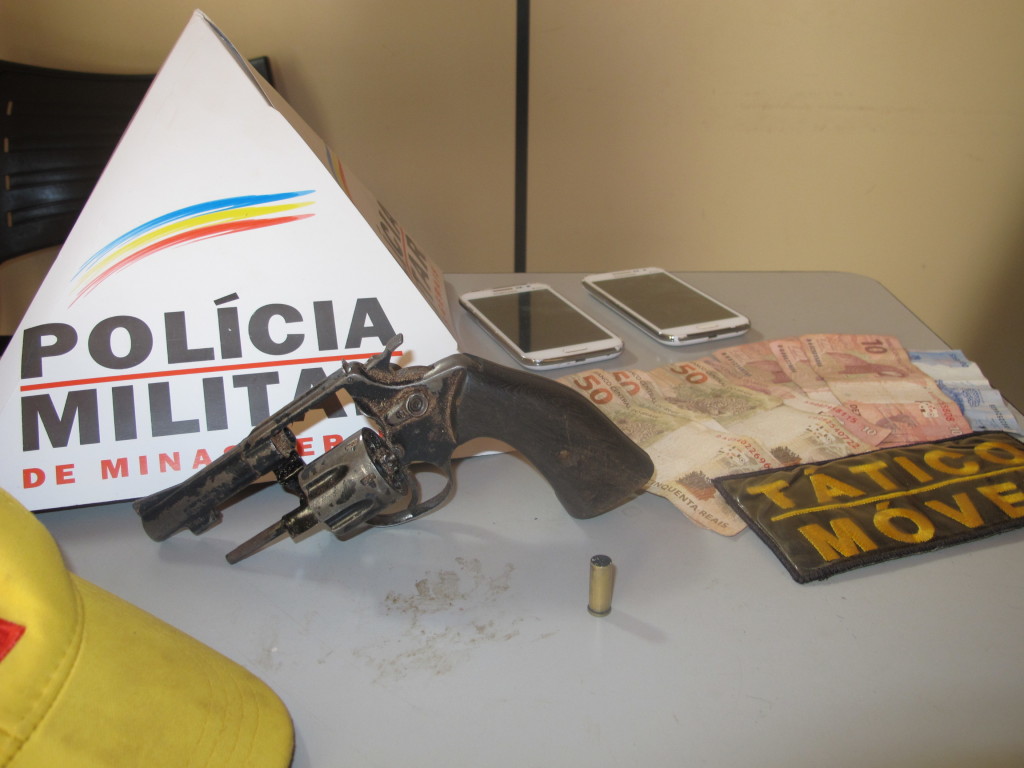  Parte do material roubado foi recuperada em casa abandonada no bairro Brasília 