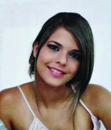 “Sou contra devido aos maus tratos, os carroceiros costumam colocar muito peso para eles carregarem, outros batem e não tem o cuidado necessário para a boa saúde dos animais. Um projeto para proibir essa prática seria bom para evitar essa prática.” Letícia Xavier - Universitária 