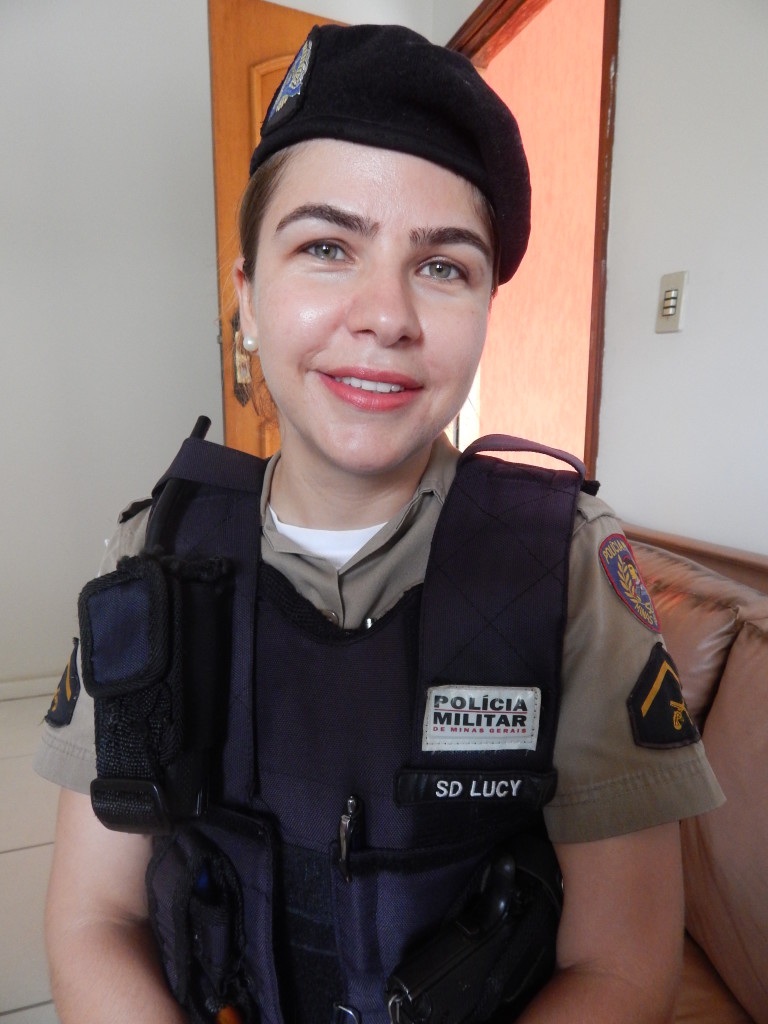 Soldado Lucy Ana Alves de Souza