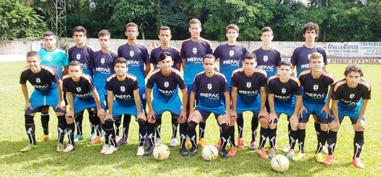 Manchester ficou mais perto do título