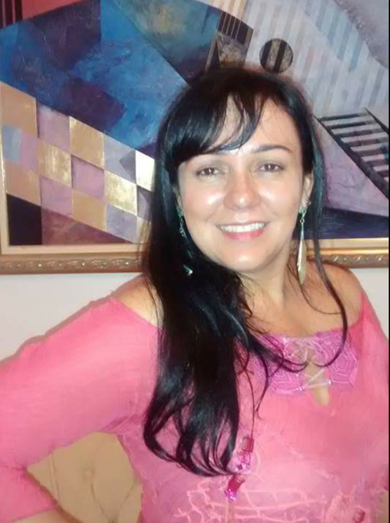 Lilian Fernandes Oliveira Leão aniversariante de hoje