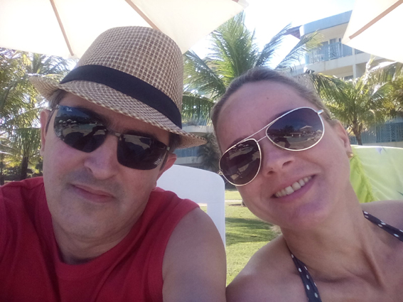 Nilton Cesar de Resende, aniversariante do dia 2, com a esposa Vania Maria Dias Resende 