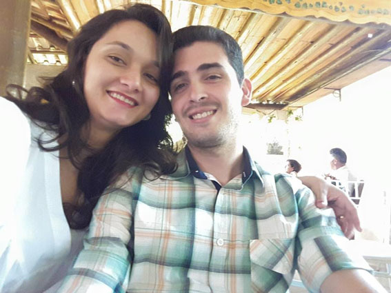 Rafael Chiovato aniversariante de hoje, com a esposa Nayara da Silva Costa Chiovato 