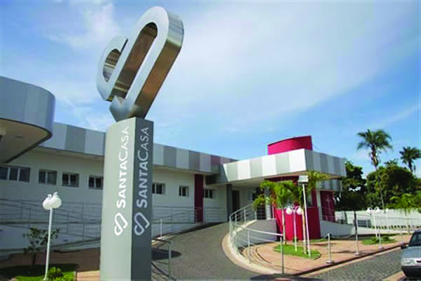 Ala do SUS da Santa Casa de Misericórdia em Araguari possui 93 leitos