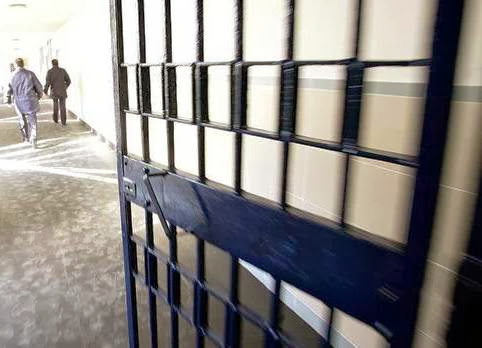 O indulto de Natal é concedido pelo presidente da República e a saída temporária, pelo juiz da Vara das Execuções