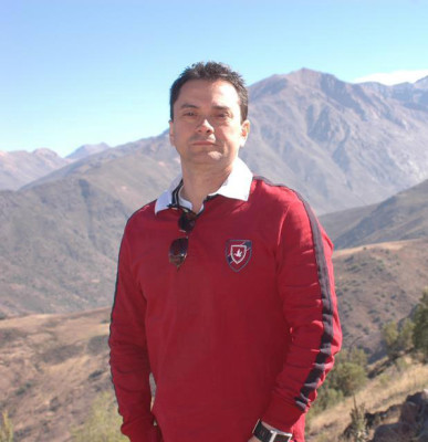 Amanhã, 15, a troca de idade acontece para um empresário de Uberlândia muito elogiado pelos araguarinos – Alexandre Rangel, proprietário e fundador da rede de franquias de comida japonesa, Keiretsu Sushi Bar. A CONEXÃO e os amantes da culinária exclusivíssima “Keiretsu” abraçam o filósofo e empreendedor Alexandre. Parabéns!