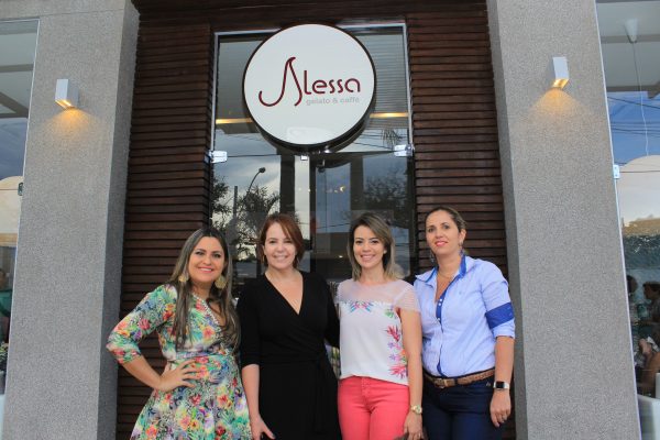  Jornalistas Keila Miranda, da Kompleta, Mônica Cunha, Junara Paiva e a Adriana Cunha do Ateliê Felicita durante lançamento.