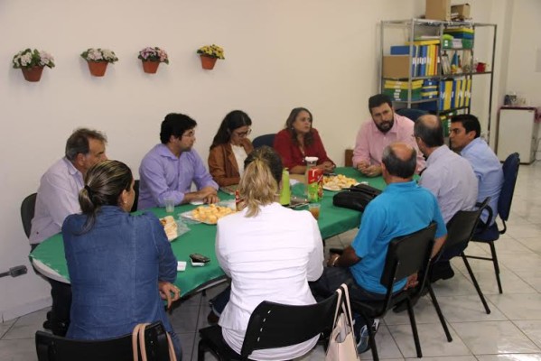 Entrega do certificado a organização ocorreu nesta quinta-feira