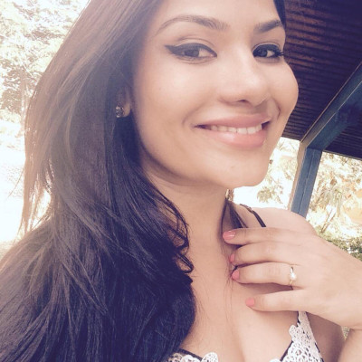 “Então Saulo, hoje deve ser dia das estudantes de Psicologia na Acesso Restrito!” E é, pois hoje Gabriella Vieira comemora a chegada de mais um aniversário. A estagiária do CAPS AD cursa a graduação pela UNITRI e pretende se formar em breve. Desejo a ela um excelente aniversário, saúde e muitas conquistas em 2016. Parabéns!