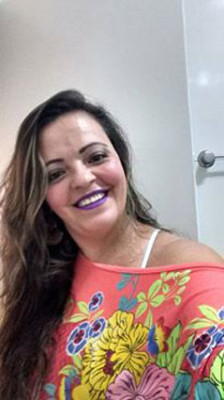 Helem Vanuze Lucas aniversariante do dia 21 