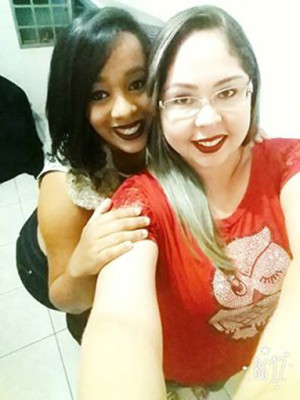 Josy Sousa aniversariante do dia 21 ao lado da Amiga Myllene Silva que a parabeniza por mais um ano de vida 