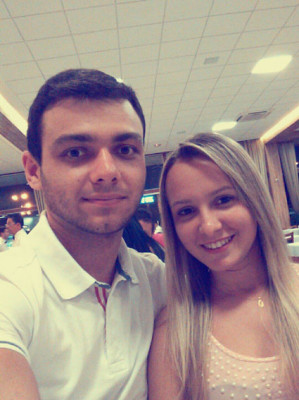 Parabenizamos Yuri de Lima Vasconcelos Moreira, aniversariante do dia 19, e a namorada Mariana Acácia, do dia 21