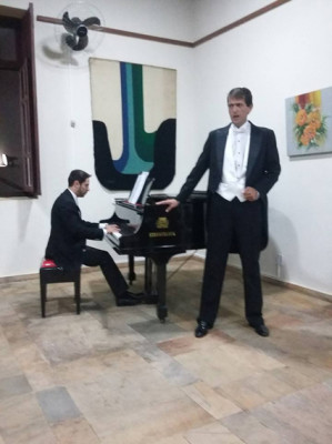 O pianista Ernani Machado e o renomado Tenor Márcio Di Freitas