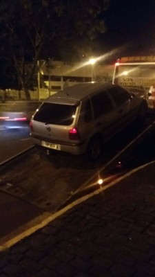Equipe realizou apreensão de veículo durante a noite de sábado