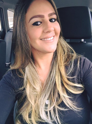 Antecipando festejos para a bonitíssima e bem sucedida empresária Karla Borba, pelo aniversário que acontece no próximo domingo, 20. O meu abraço e votos de felicidades!