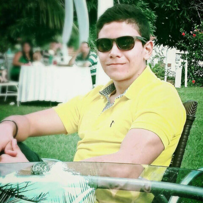 Uma infinidade de desejos bons ao meu garoto, grande amigo e companheiro, meu filho Pedro Teodoro Costa que amanhã, 4, completa a beleza dos seus 18 anos. Guardo meu filho em minhas preces e em minha alma, pois um dia meu coração deixará de bater, mas minha alma jamais deixará de existir. E as preces estarão entregues a Deus. Feliz aniversário ao meu amor!