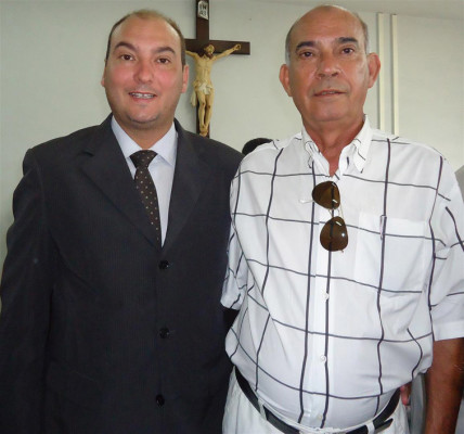 Leonardo Rodrigues da Silva e o pai Ubaldo Rodrigues do Nascimento, ambos aniversariantes de hoje 