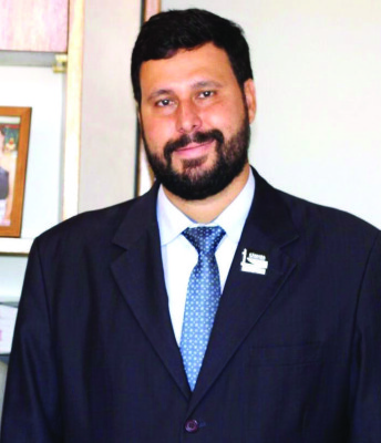 Raul Belém (PP) prefeito de Araguari – “Fato lamentável, uma verdadeira jogada para blindar o ex-presidente Lula. Uma vergonha essa atitude da presidente, pois, desde a posse em seu segundo mandato, ela tem sofrido com diversos escândalos envolvendo seu mandato. Uma afronta ao povo brasileiro.”