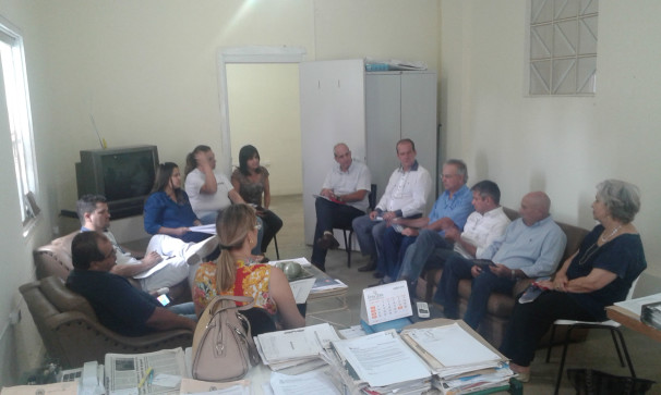 Representantes da prefeitura e entidades definem os preparativos para o projeto