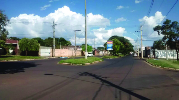 Recurso investido no asfaltamento da avenida é de R$ 738 mil