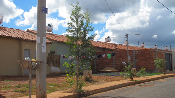 Endereços no Residencial Portal dos Ipês são contemplados com a entrega de correspondência