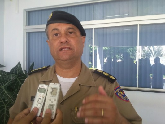 Comandante da 9ª Região da Polícia Militar, coronel Volney Halan Marques, em entrevista coletiva na manhã de ontem