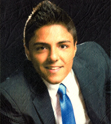 Parabéns Allan Jonathan Vieira Correia pela colação de grau no curso de Licenciatura em Educação Física pela UFG em Catalão (GO). Receba o carinho de amigos, familiares e de sua Jordana de Assis Nunes Oliveira 