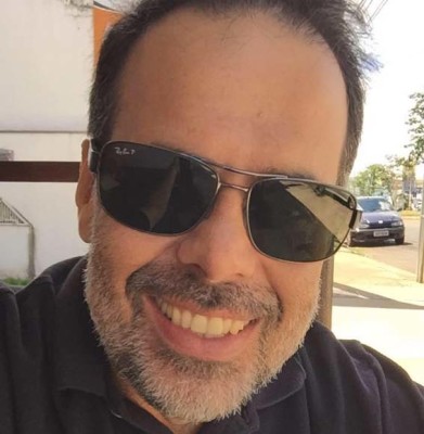 Karlo Della Posta Montes (23/4)