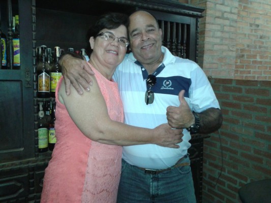 Maria Cecilia de Ávila Chaves aniversariou no dia 20. Na foto, com o esposo Aldamir Chaves 