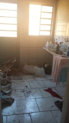 Vidro quebrado levanta suspeita de que incêndio possa ter sido criminoso