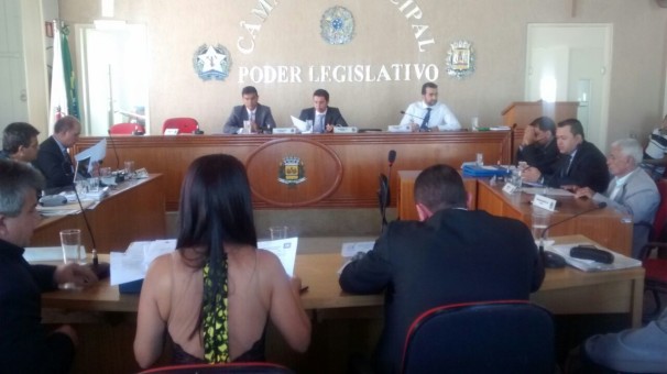 Projeto de abertura de crédito para implantação da Escola do Legislativo também foi aprovado