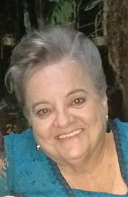 Elzita Vasconcelos completa 70 anos no dia 5 levando alegria e amor a todos que a cercam 