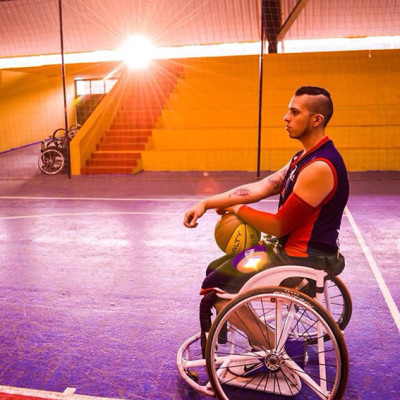 Respeite a história dos nossos paratletas (Reprodução/Facebook)